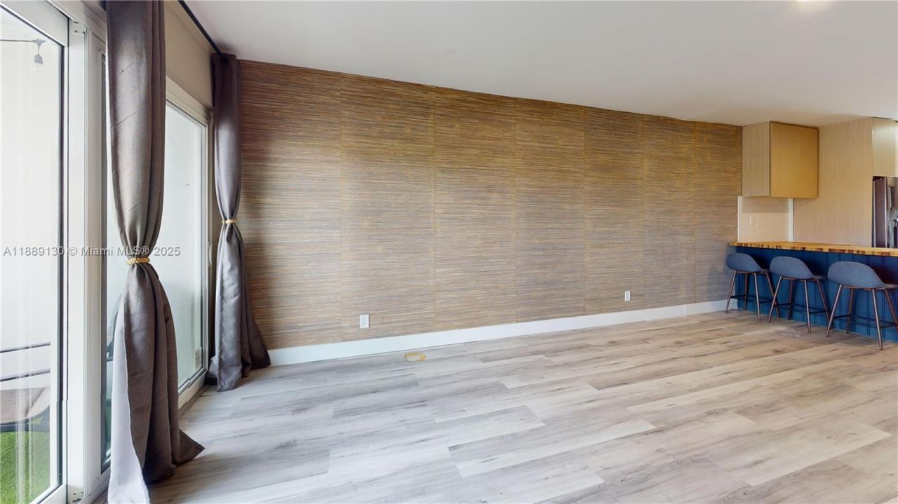 13105 Ixora Ct, Unit 303, North Miami, FL 33181 Photo