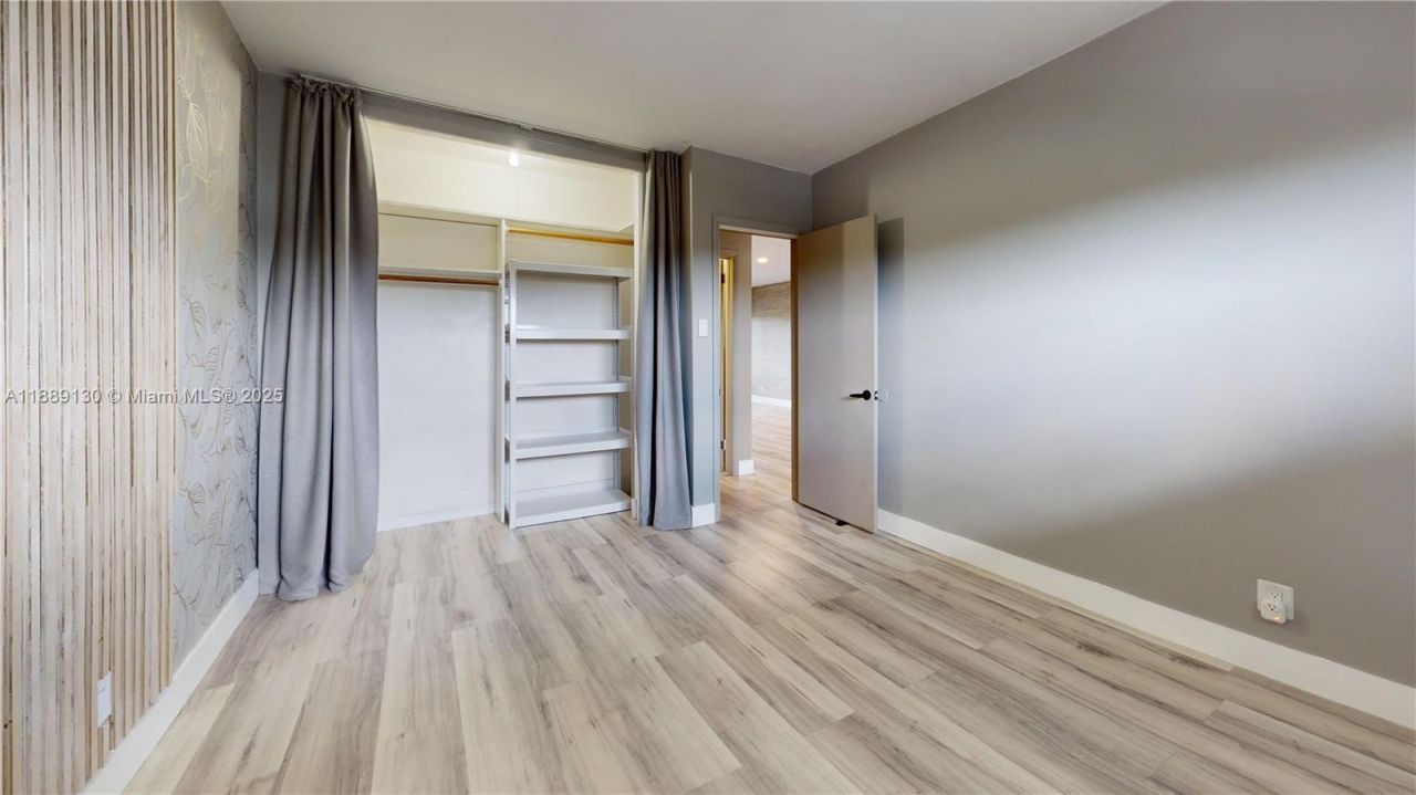 13105 Ixora Ct, Unit 303, North Miami, FL 33181 Photo