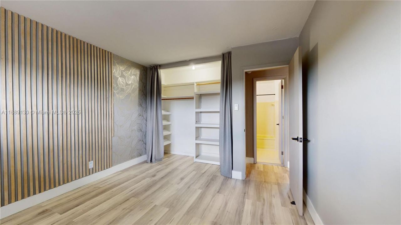 13105 Ixora Ct, Unit 303, North Miami, FL 33181 Photo