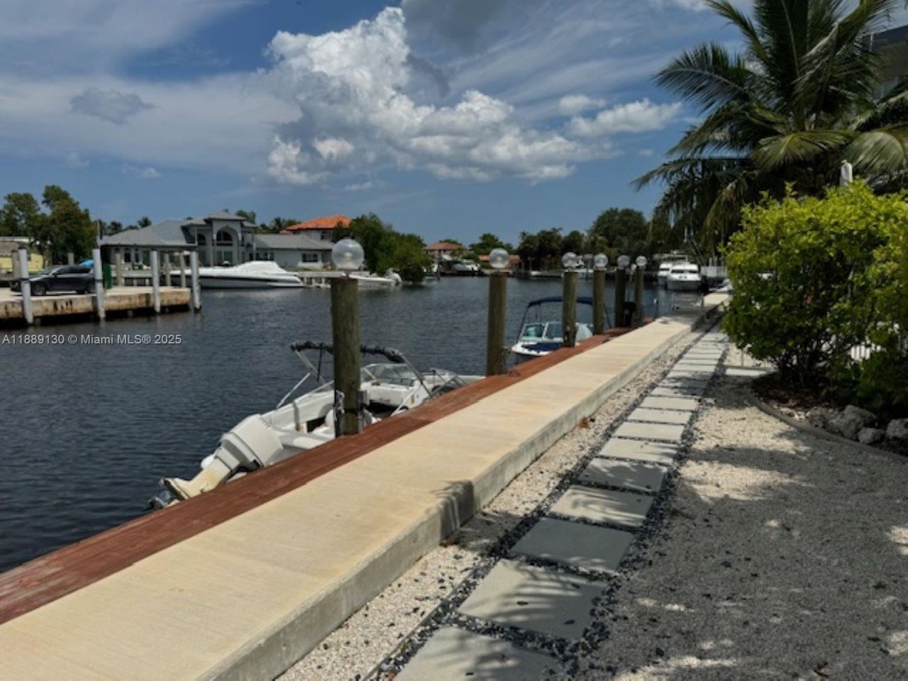 13105 Ixora Ct, Unit 303, North Miami, FL 33181 Photo