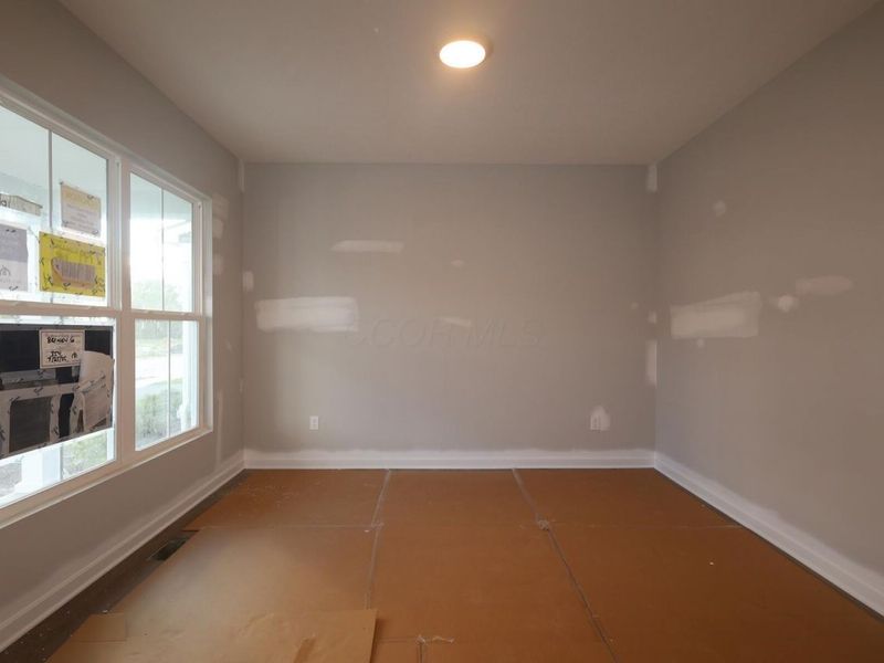 7799 Collins Drive, Reynoldsburg, OH 43068 Photo 2