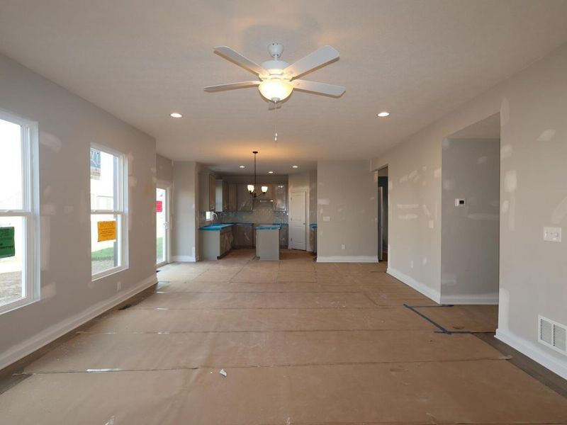 7799 Collins Drive, Reynoldsburg, OH 43068 Photo 5