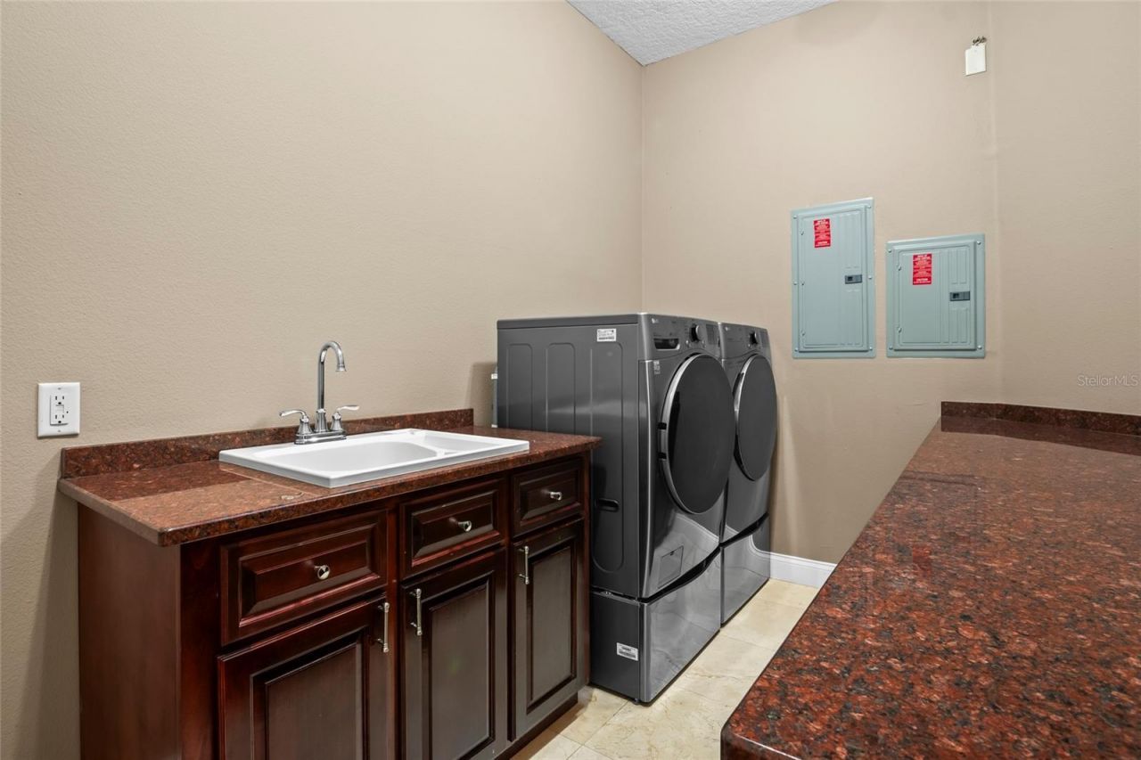 3710 Calvert Avenue, Orlando, FL 32833 Photo