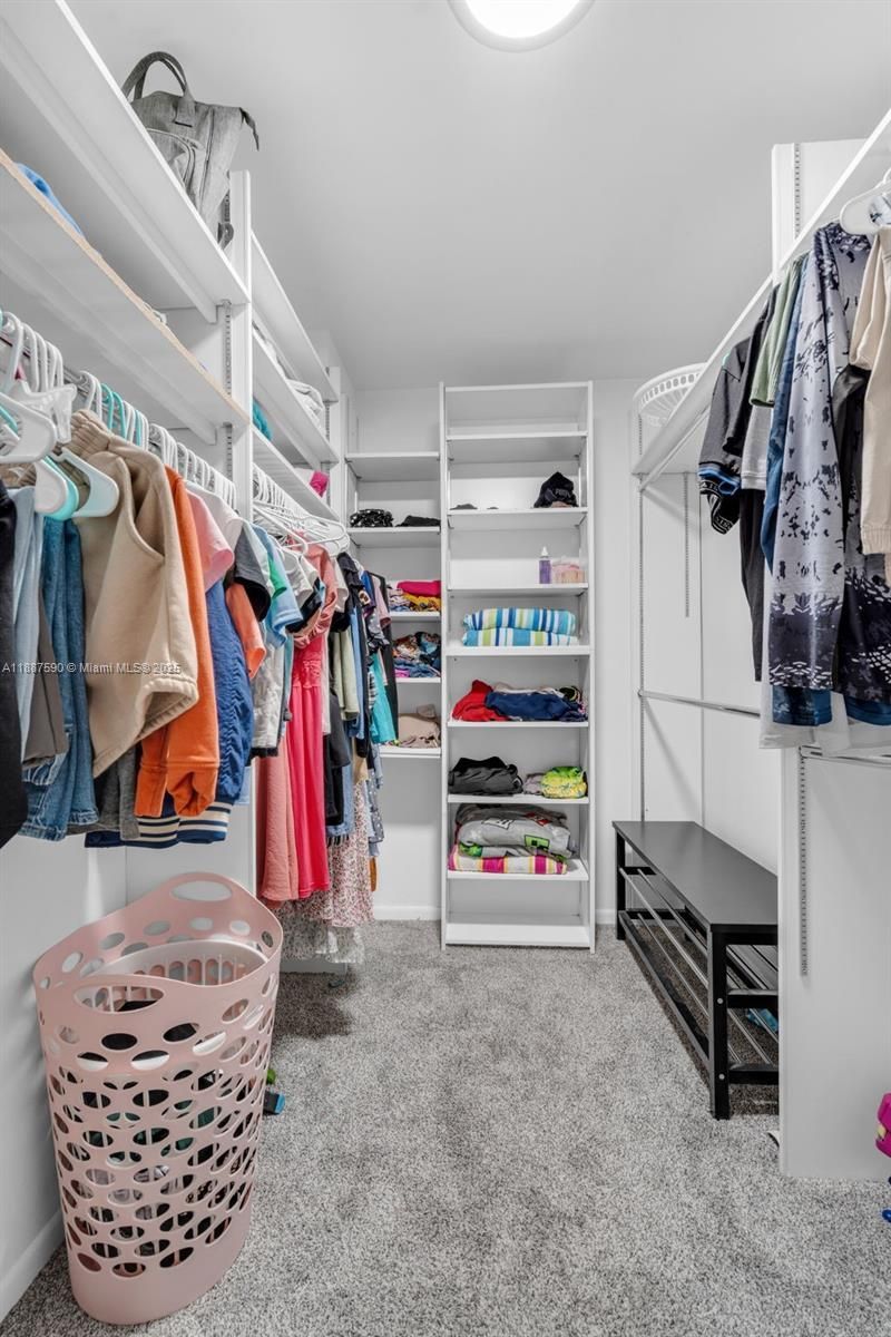 1000 Quayside Ter, Unit 505, Miami, FL 33138 Photo