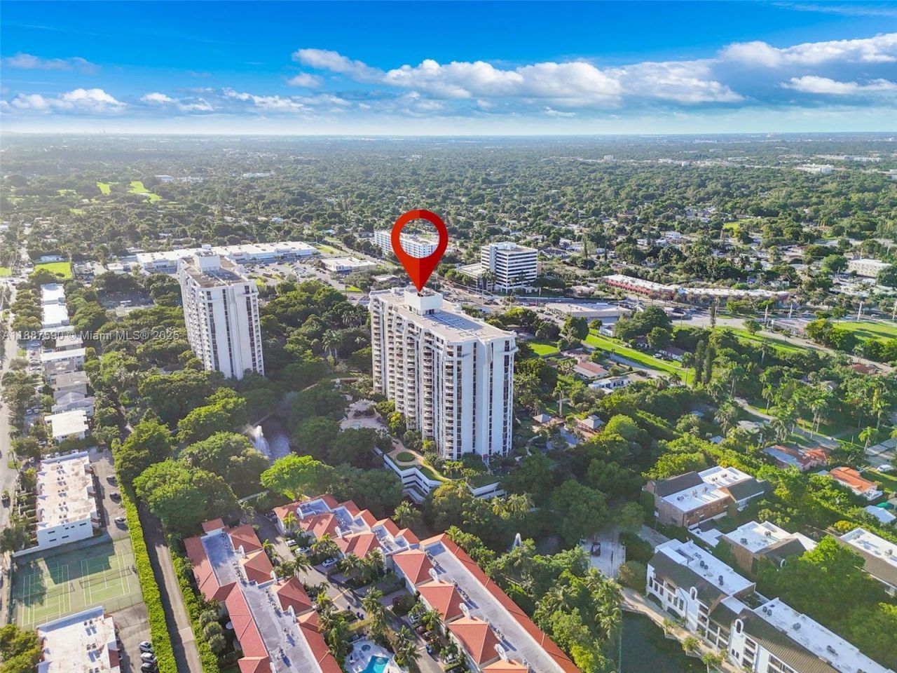 1000 Quayside Ter, Unit 505, Miami, FL 33138 Photo