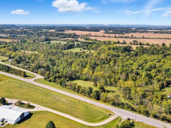 5505 Tschopp Road NE, Pleasantville, OH 43148