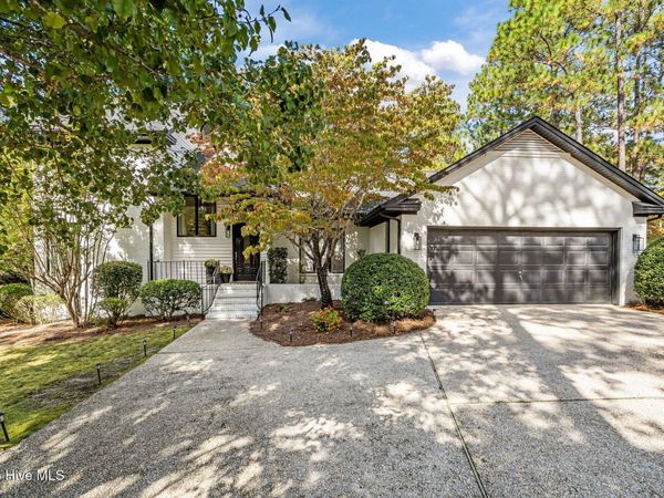 5 Pin Oak Court, Pinehurst, NC 28374