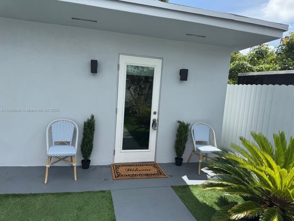 2943 SW 36th Ave, Unit STUDIO, Miami, FL 33133