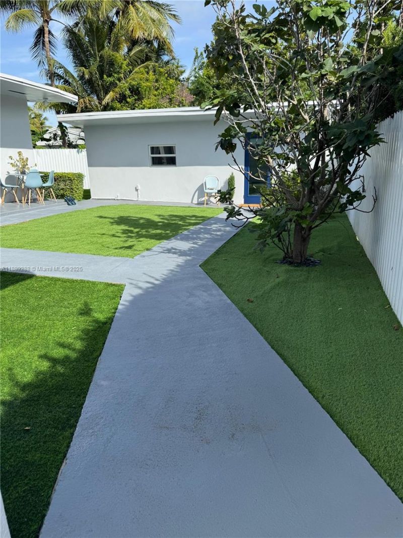 2943 SW 36th Ave, Unit STUDIO, Miami, FL 33133 Photo