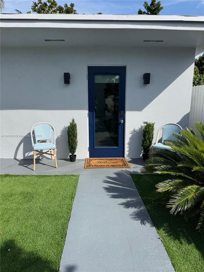 2943 SW 36th Ave, Unit STUDIO, Miami, FL 33133 Photo