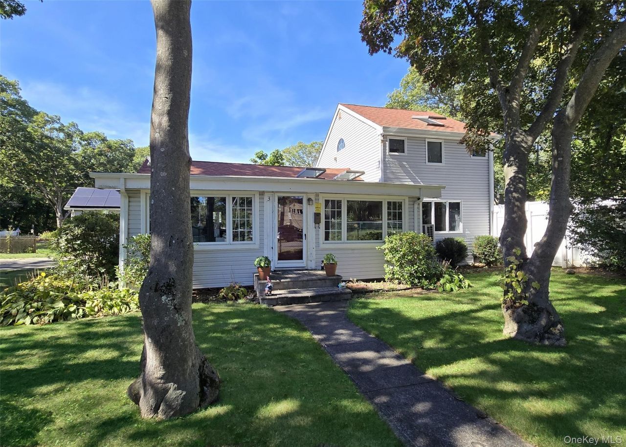 3 Broadway, Ronkonkoma, NY 11779 Main Photo