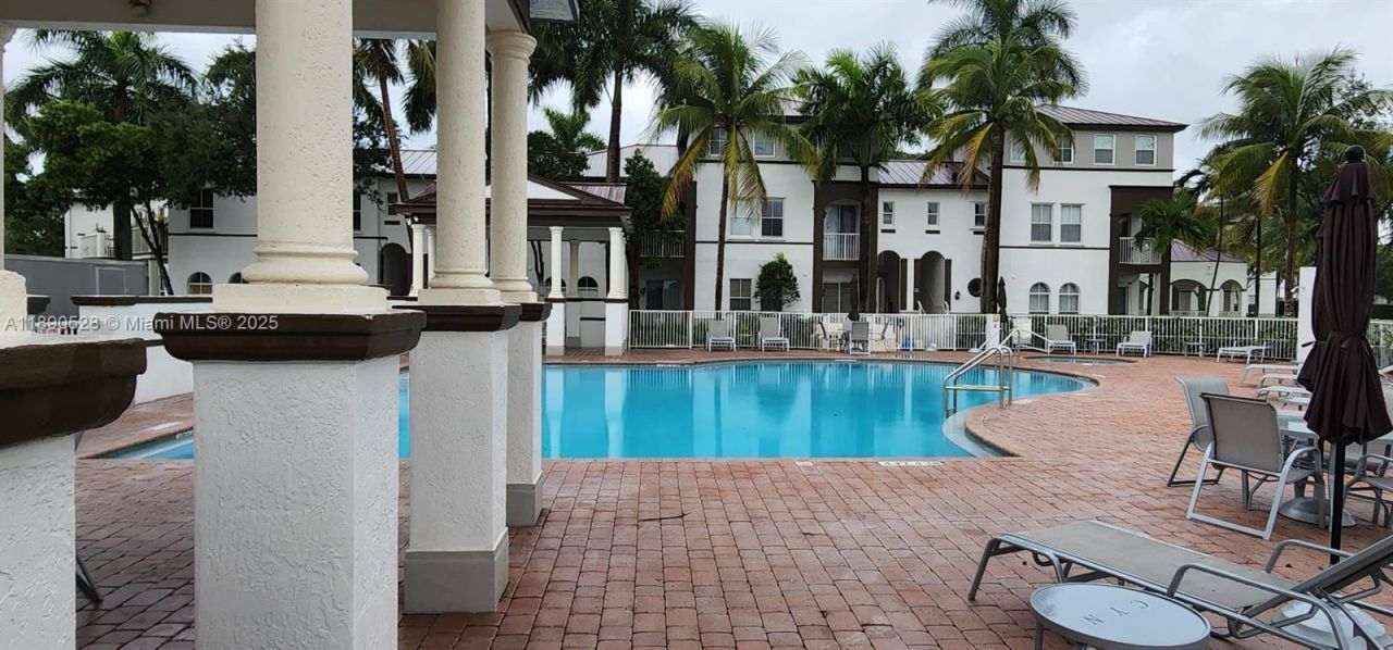 4341 SW 160th Ave, Unit 205, Miramar, FL 33027 Photo