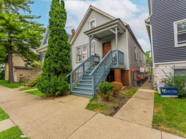 5017 W 32nd Street, Cicero, IL 60804