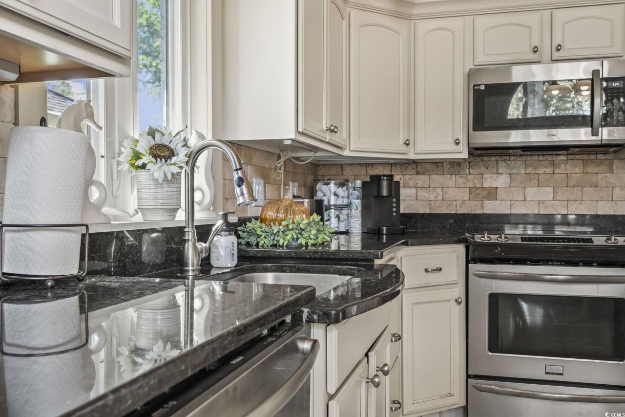 979 Antilles Ct. Photo 19