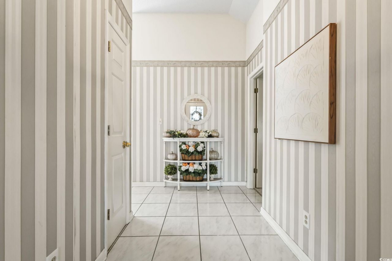 979 Antilles Ct. Photo 6