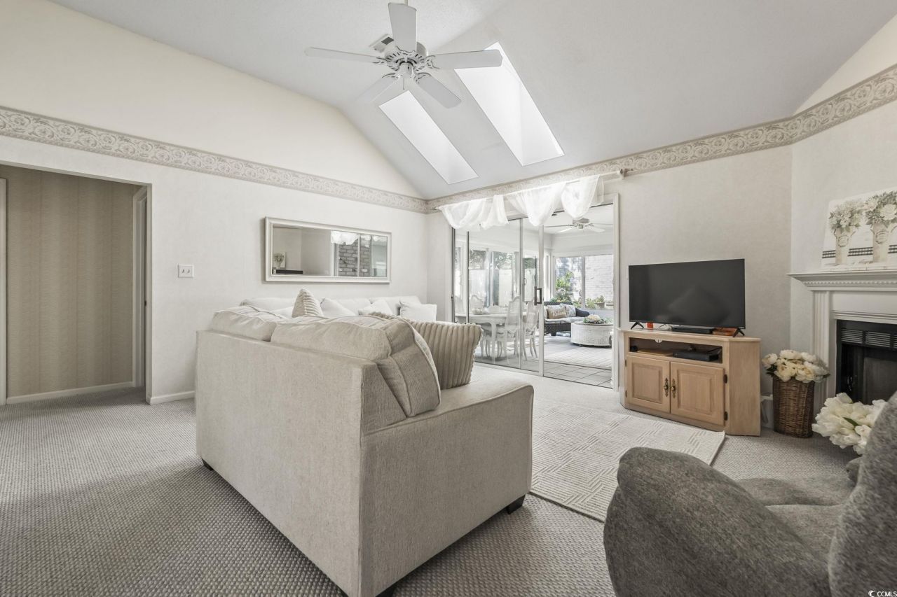 979 Antilles Ct. Photo 7