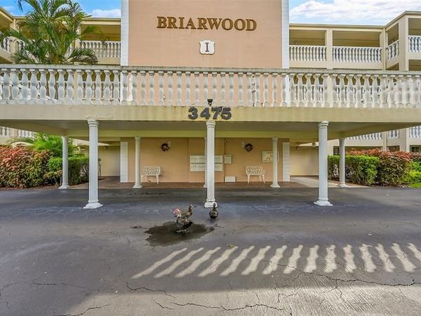 3475 Broken Woods Dr, Unit 401, Coral Springs, FL 33065