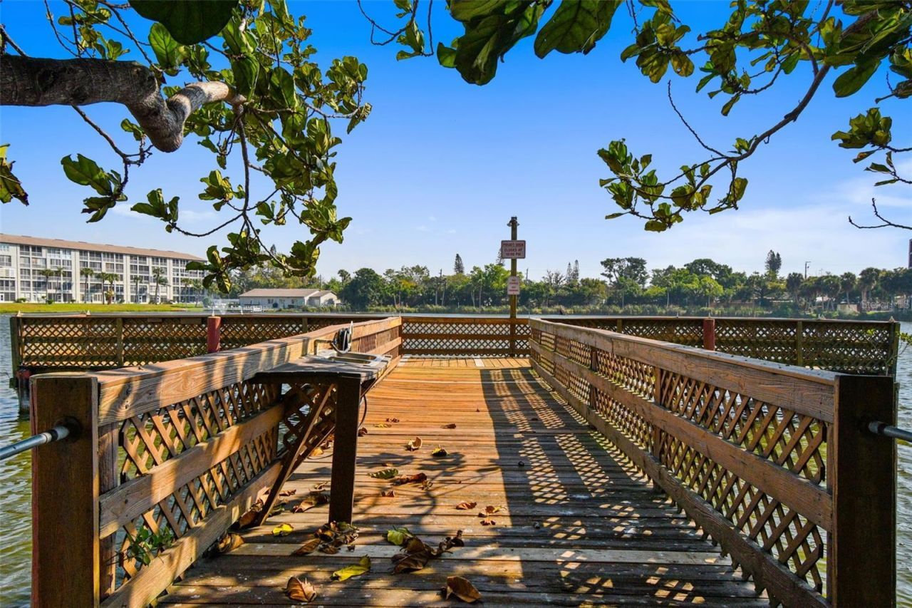 3500 Lake Bayshore Dr, Unit K101, Bradenton, FL 34205 Photo