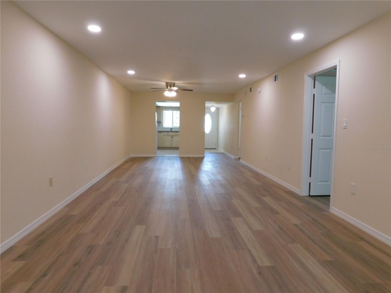 3500 Lake Bayshore Dr, Unit K101, Bradenton, FL 34205 Photo