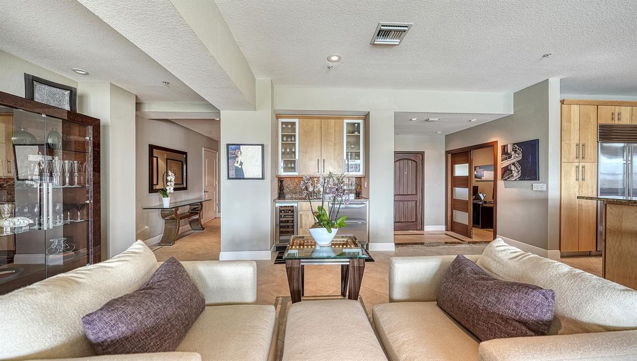 650 Golden Gate Point, Unit 602, Sarasota, FL 34236 Photo