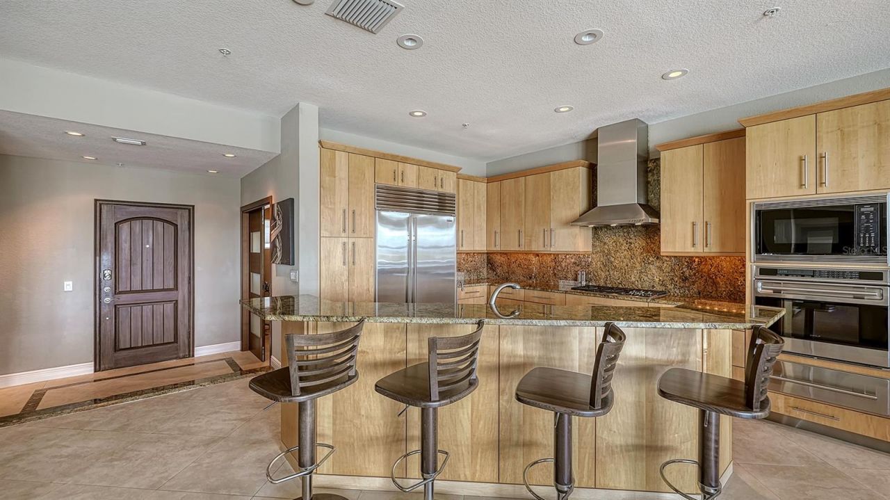 650 Golden Gate Point, Unit 602, Sarasota, FL 34236 Photo