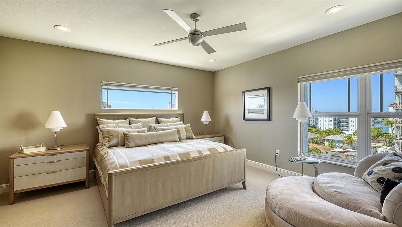 650 Golden Gate Point, Unit 602, Sarasota, FL 34236 Photo