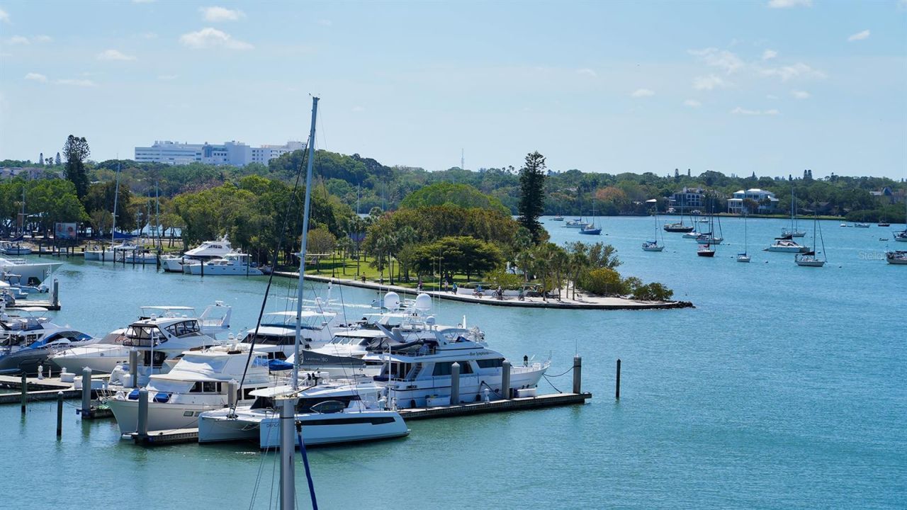 650 Golden Gate Point, Unit 602, Sarasota, FL 34236 Photo