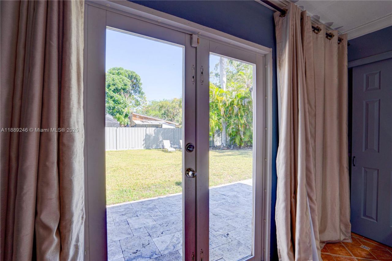 10735 SW 134 Terrace, Miami, FL 33176 Photo