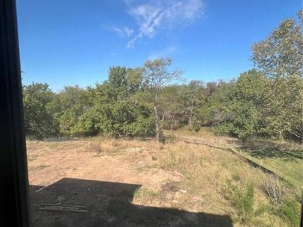 2512 W 179th Street, Overland Park, KS 66085