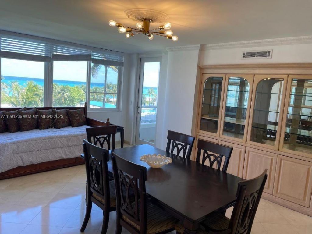 5005 Collins Ave, Unit 411, Miami Beach, FL 33140 Photo