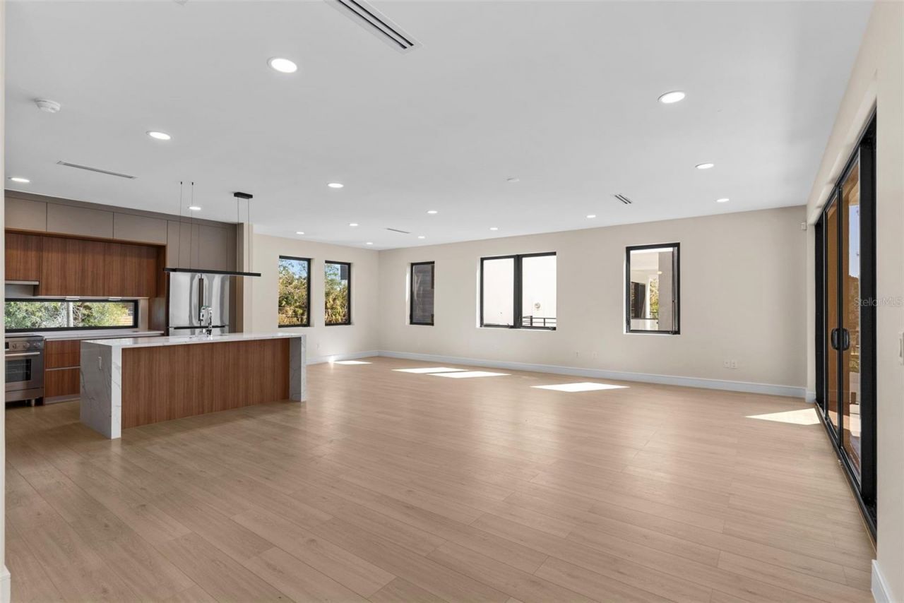 506 Federal Street, Oldsmar, FL 34677 Photo