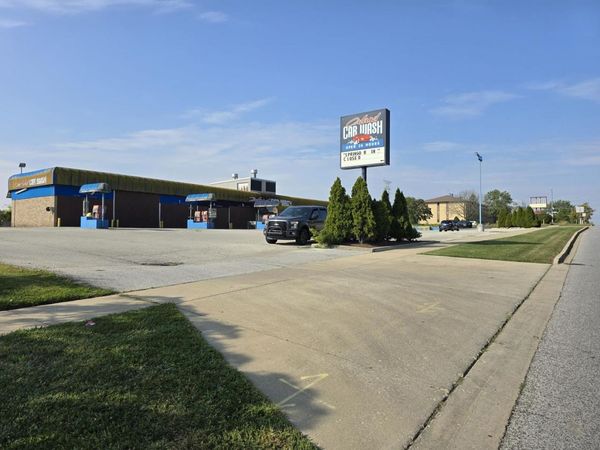 7225 W 151st Street, Orland Park, IL 60462