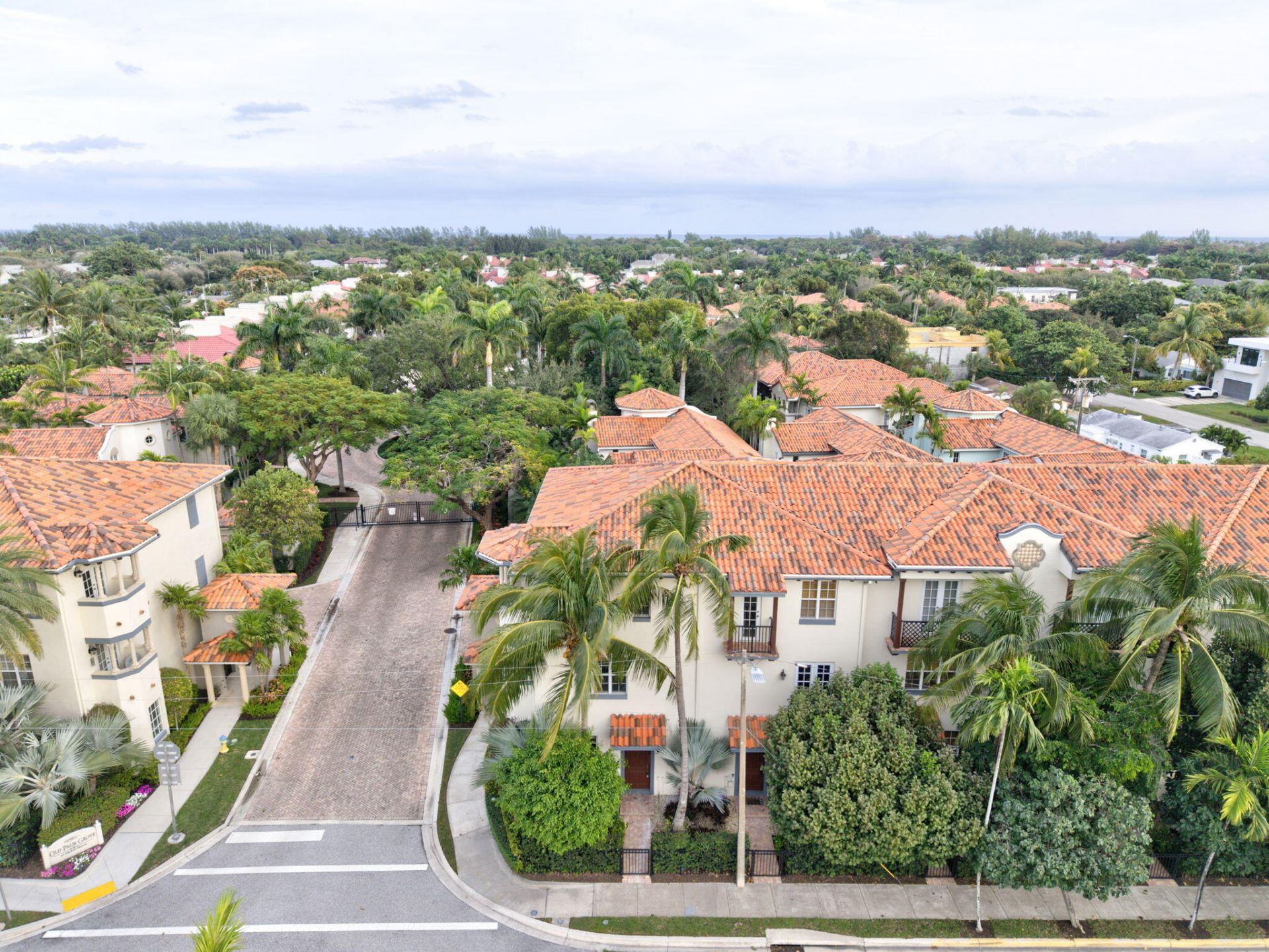 1635 N Federal Highway, Delray Beach, FL 33483 Photo