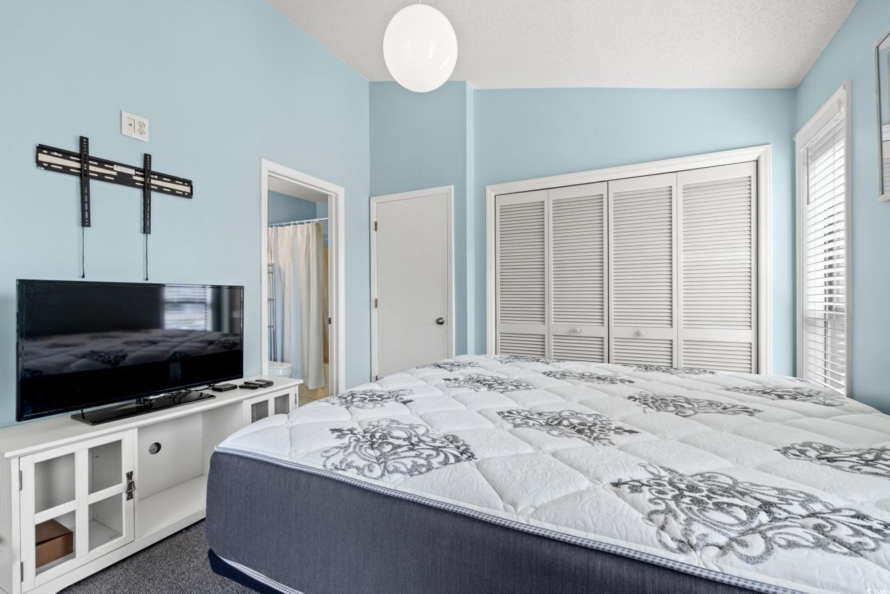 408 Tree Top Ct. Photo 11