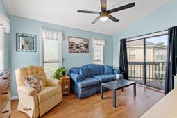 408 Tree Top Ct. photo 4