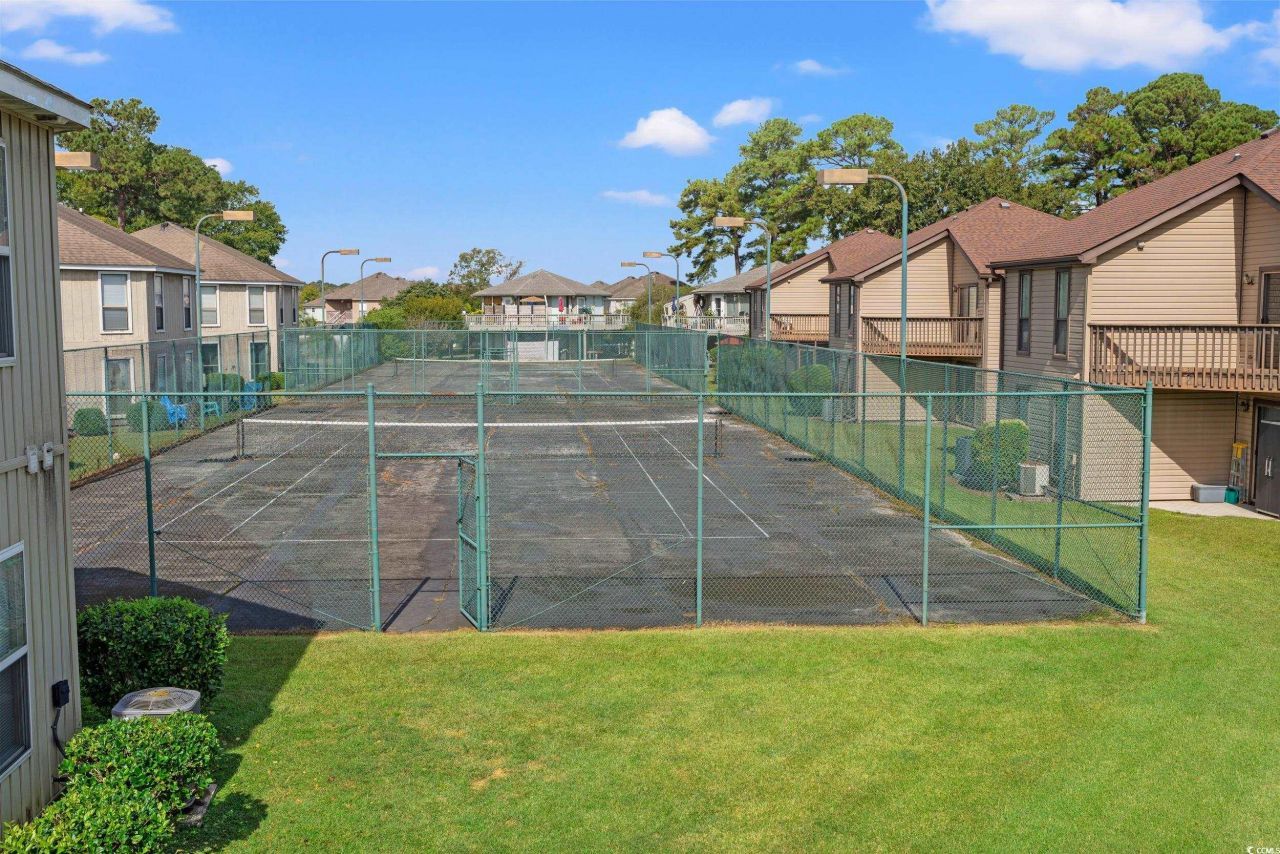 408 Tree Top Ct. Photo 6