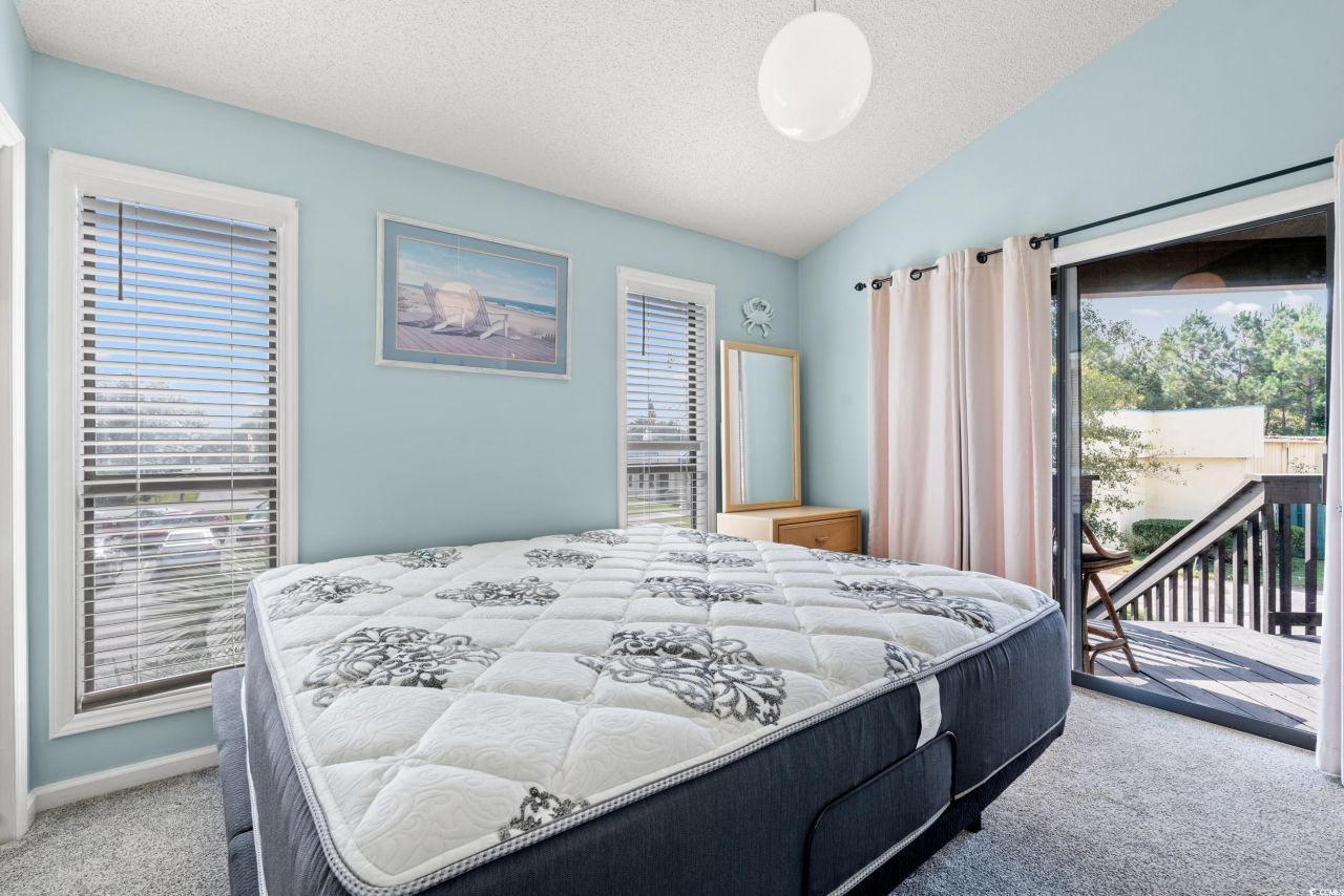 408 Tree Top Ct. Photo 9