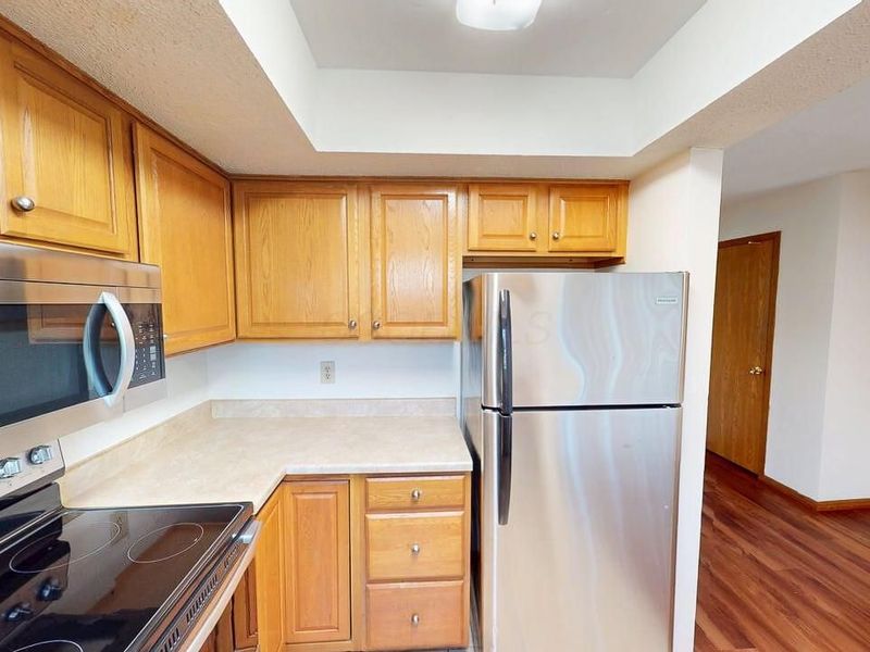 5294 Brandy Oaks Lane, Columbus, OH 43220 Photo 12