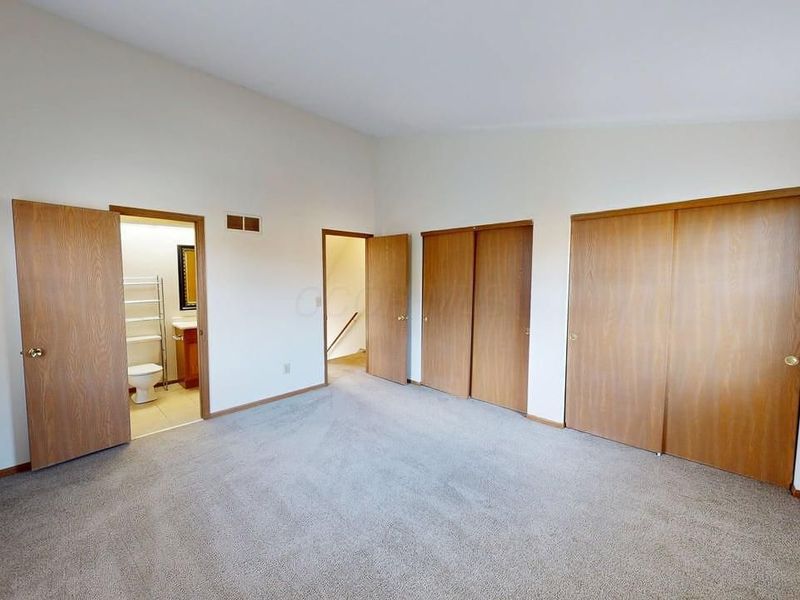 5294 Brandy Oaks Lane, Columbus, OH 43220 Photo 16