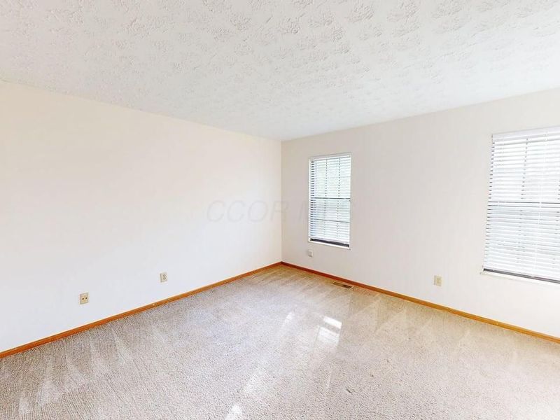 5294 Brandy Oaks Lane, Columbus, OH 43220 Photo 20