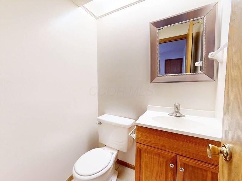 5294 Brandy Oaks Lane, Columbus, OH 43220 Photo 6