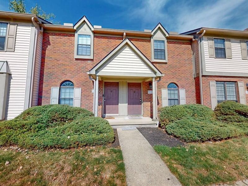 5273 Brandy Oaks Lane, Columbus, OH 43220 Photo 1