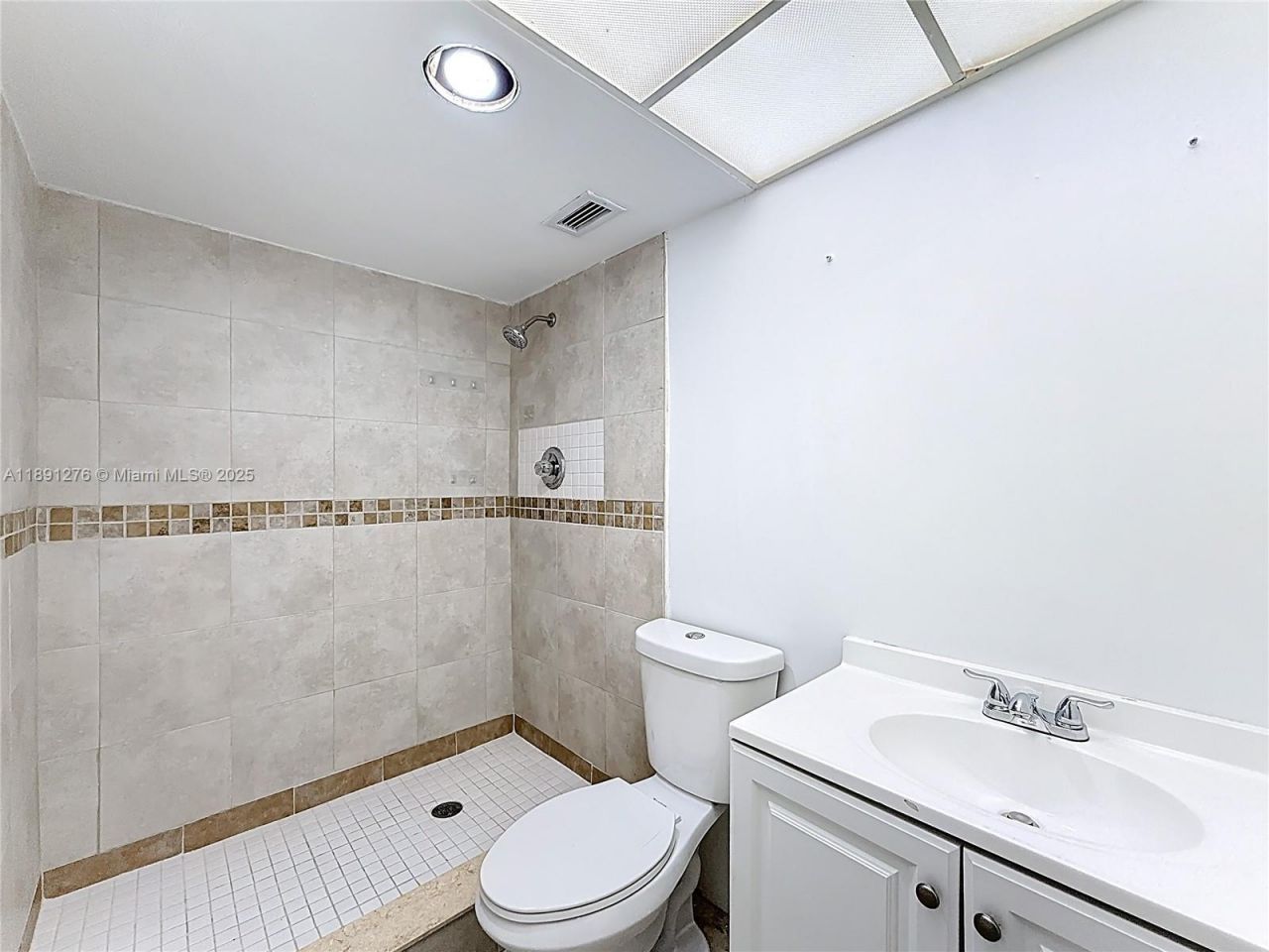 12500 NE 15th Ave, Unit 105, North Miami, FL 33161 Photo