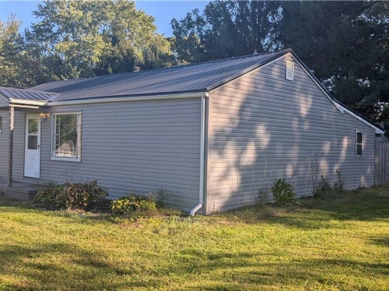 495 W Texas Avenue, Sebring, OH 44672 Photo 2