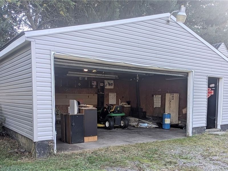 495 W Texas Avenue, Sebring, OH 44672 Photo 6