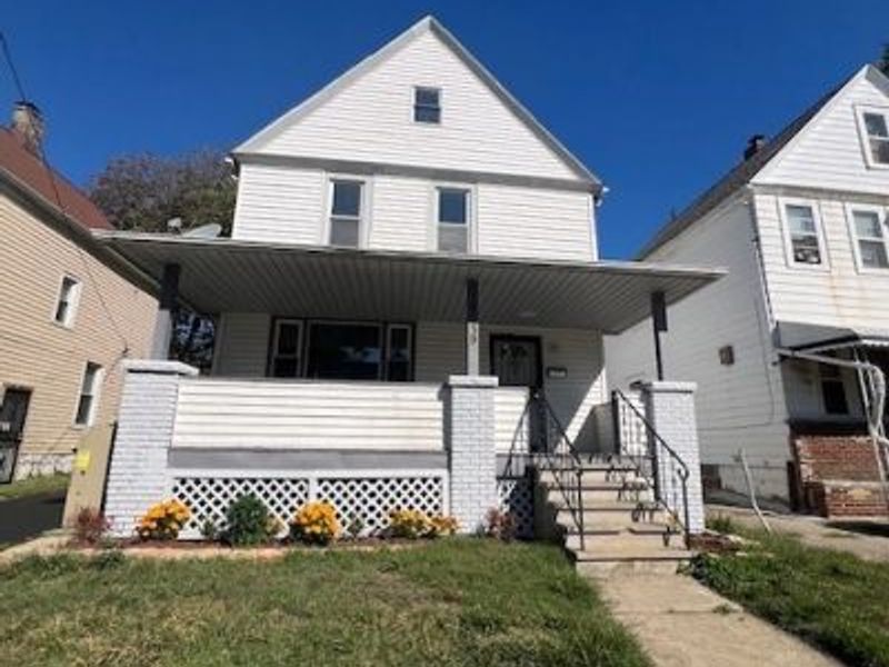 10639 Dupont Avenue, Cleveland, OH 44108 Photo 1
