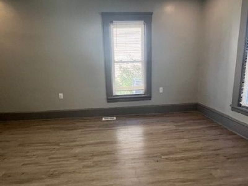 10639 Dupont Avenue, Cleveland, OH 44108 Photo 22