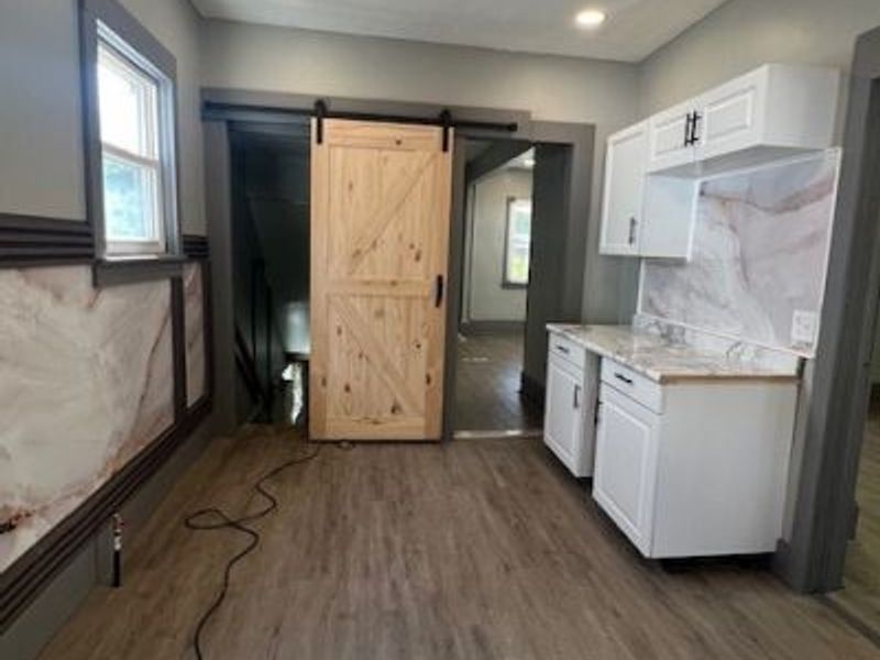 10639 Dupont Avenue, Cleveland, OH 44108 Photo 32