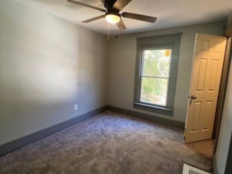 10639 Dupont Avenue, Cleveland, OH 44108 Photo 38