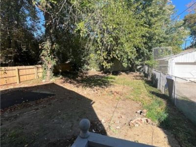 10639 Dupont Avenue, Cleveland, OH 44108 Photo 5